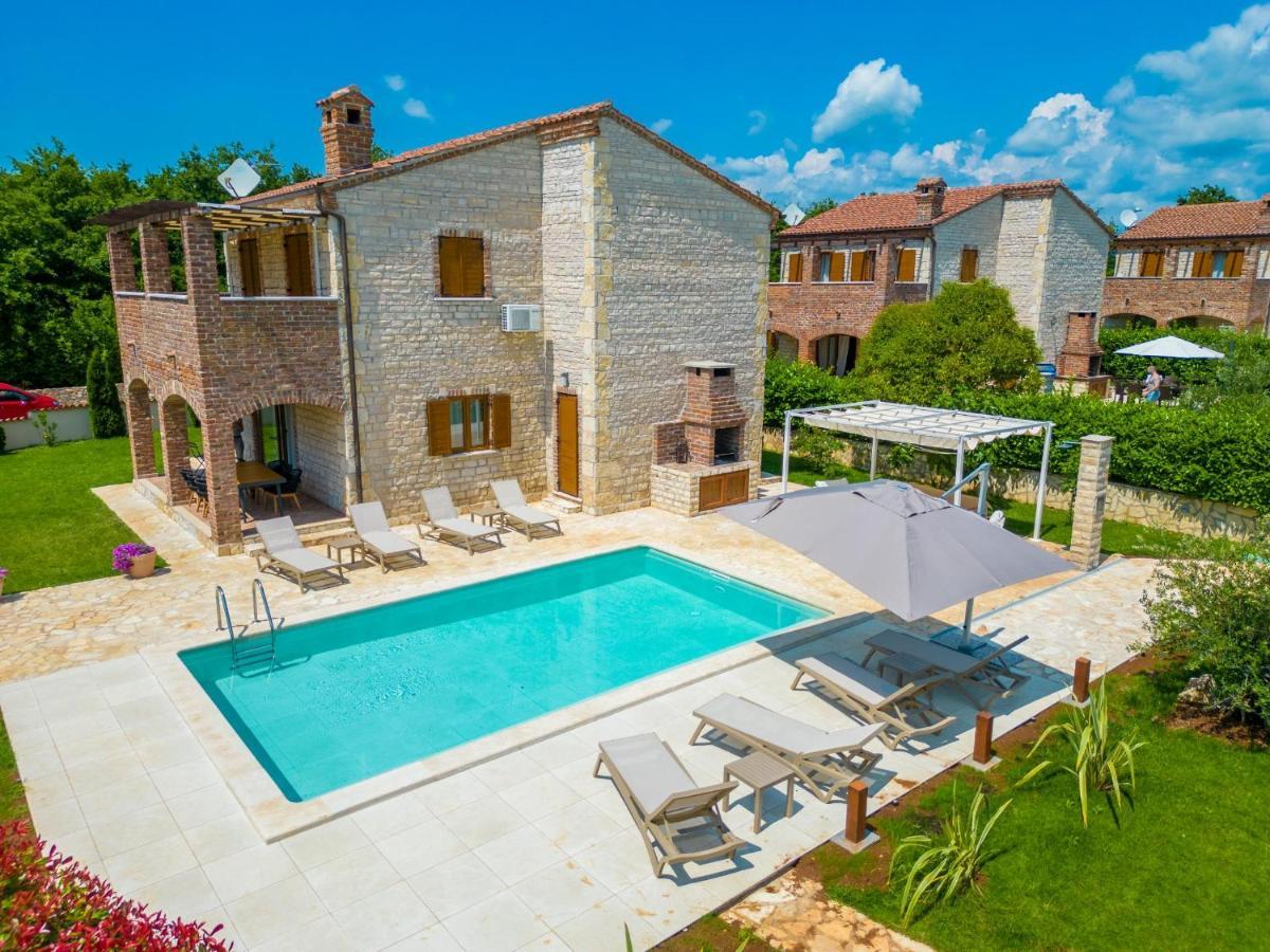 Paradise Villas Istria Svetvincenat Exterior photo